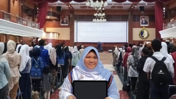 Siswi SMP Smart Cibinong raih juara harapan 3 dalam mata lomba Carita Pondok Festival Tunas Bahasa Ibu (FTBI)