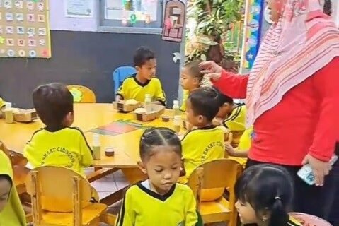 PMT di PG TK SMART Cibinong: Upaya Cegah Stunting Lewat Edukasi dan Konsumsi Gizi Seimbang