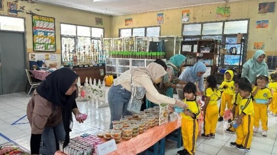 PG-TK Smart Cibinong Gelar Program PMT untuk Dukung Anak Sehat dan Cegah Stunting
