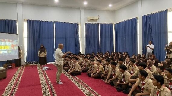 SMA Smart Cibinong Selenggarakan Character Building “Membangun Karakter Unggul. Siap Hadapi Dunia Nyata”