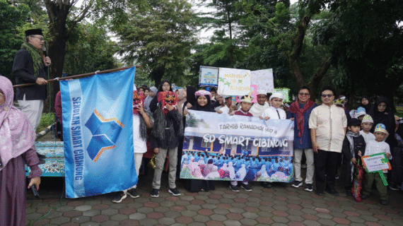 Tarhib Ramadan Sekolah Smart Cibinong Tanamkan Nilai Bahagia dalam Berbagi